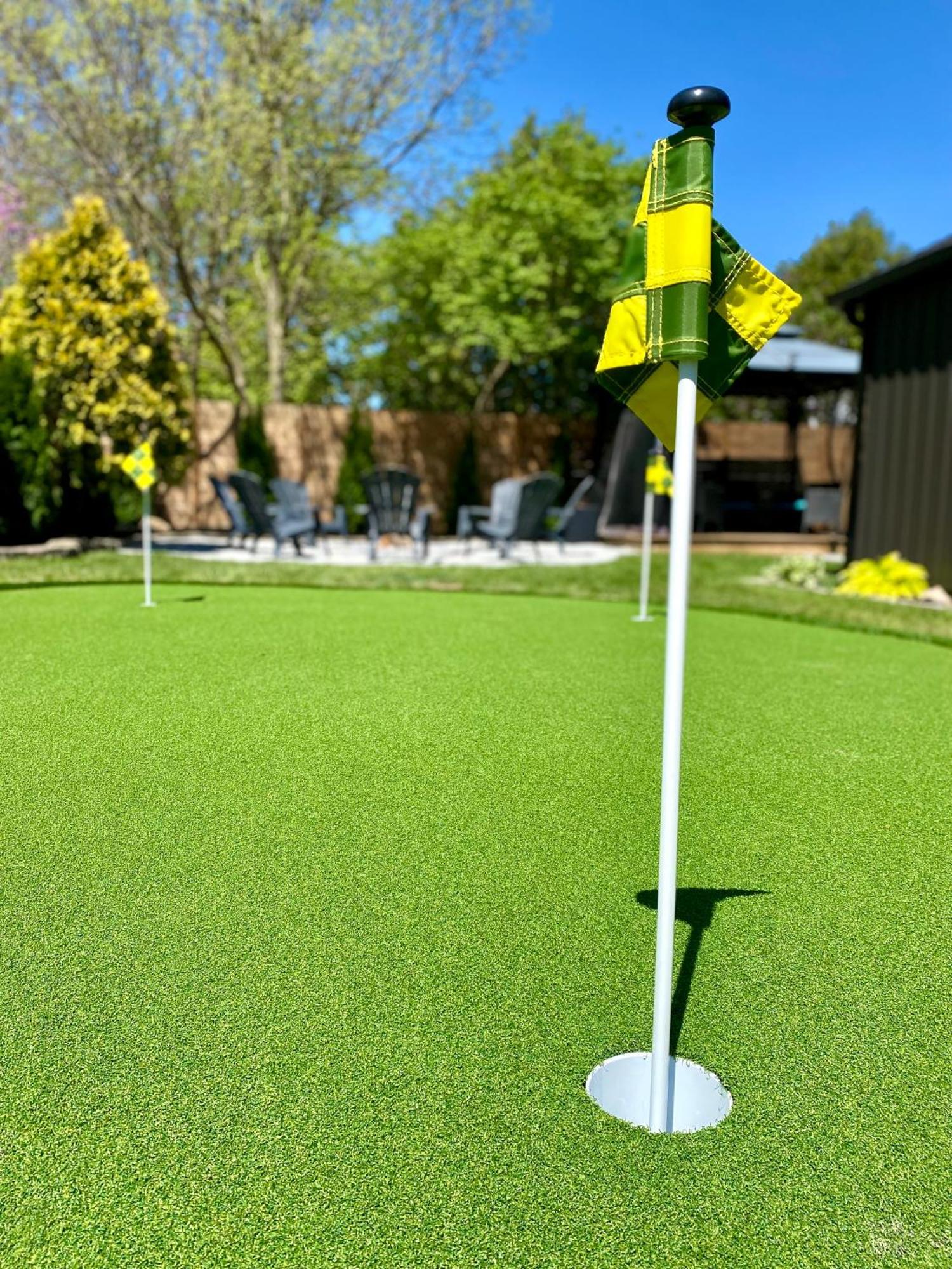 Stylish Downtown Kingsville Getaway With Putting Green, Firepit & Games Extérieur photo